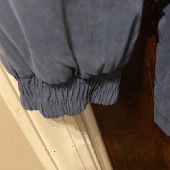 Mackintosh blue coat with removable hood. Size large. - Picture 8 of 13